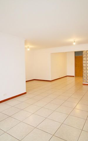 Apartamento para alugar com 156m², 3 quartos e 2 vagas