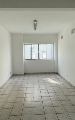 Apartamento à venda com 55m², 1 quarto e sem vaga