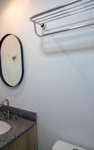 Studio à venda com 28m², 1 quarto e sem vaga Studio à venda com 28m², 1 quarto e sem vagaBanheiro