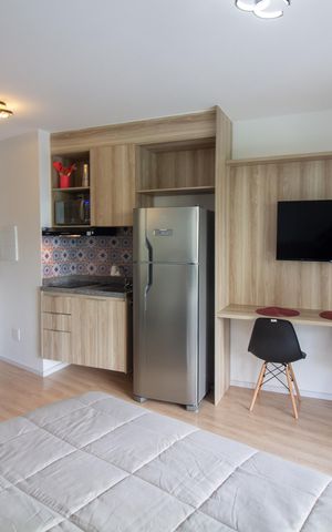 Studio à venda com 28m², 1 quarto e sem vaga Studio à venda com 28m², 1 quarto e sem vagaSala / Quarto - Studio