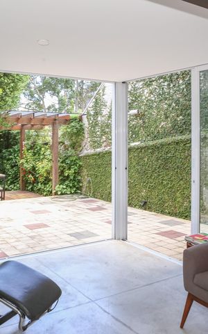 Casa à venda com 160m², 3 quartos e 2 vagas Casa à venda com 160m², 3 quartos e 2 vagasSala 2