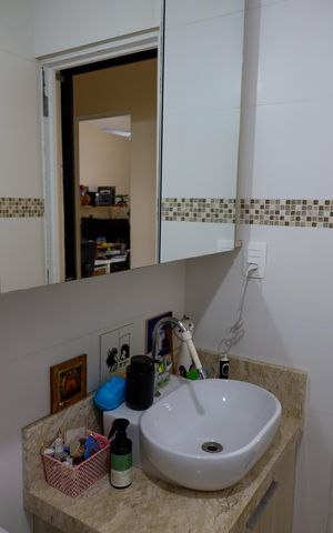 Apartamento à venda com 64m², 3 quartos e 1 vaga Apartamento à venda com 64m², 3 quartos e 1 vagaBanheiro