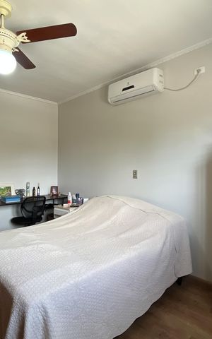 Casa à venda com 281m², 3 quartos e 2 vagas Casa à venda com 281m², 3 quartos e 2 vagasSuíte