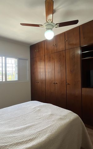 Casa à venda com 281m², 3 quartos e 2 vagas Casa à venda com 281m², 3 quartos e 2 vagasSuíte