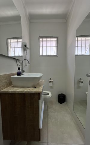 Casa à venda com 281m², 3 quartos e 2 vagas Casa à venda com 281m², 3 quartos e 2 vagasBanheiro da Suíte