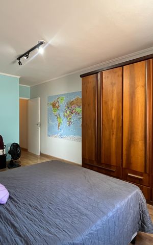 Casa à venda com 281m², 3 quartos e 2 vagas Casa à venda com 281m², 3 quartos e 2 vagasQuarto 2