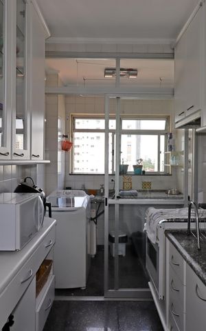 Apartamento à venda com 77m², 3 quartos e 2 vagasCozinha