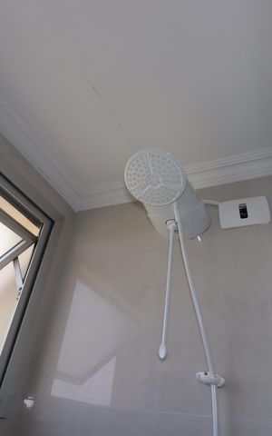 Apartamento à venda com 77m², 3 quartos e 2 vagasBanheiro da Suíte - Chuveiro