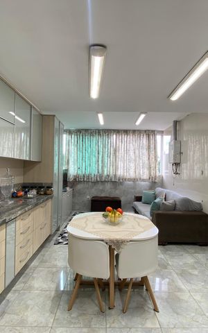 Apartamento à venda com 200m², 4 quartos e sem vaga