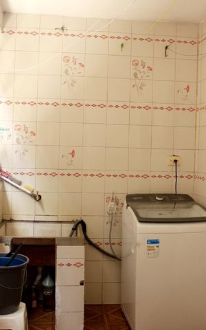 Casa à venda com 150m², 5 quartos e 2 vagasLavanderia (casa 1)