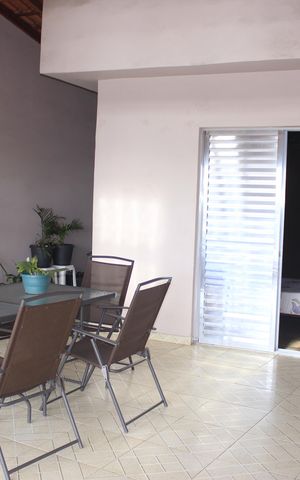 Casa à venda com 150m², 5 quartos e 2 vagasVaranda (casa 1)