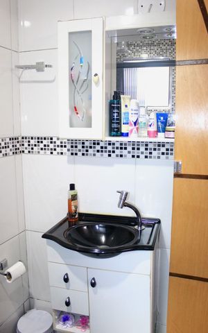 Casa à venda com 150m², 5 quartos e 2 vagasBanheiro (casa 2)