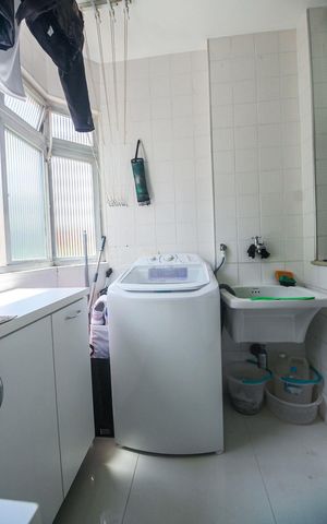 Apartamento à venda com 70m², 2 quartos e 1 vagaÁrea de Serviço