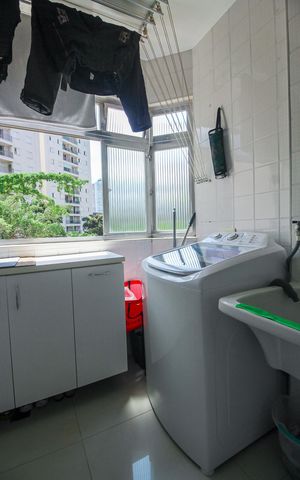 Apartamento à venda com 70m², 2 quartos e 1 vagaÁrea de Serviço