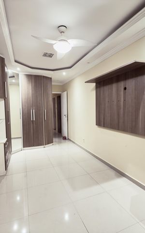 Casa à venda com 150m², 3 quartos e 1 vaga Casa à venda com 150m², 3 quartos e 1 vagaQuarto 1 - Suíte