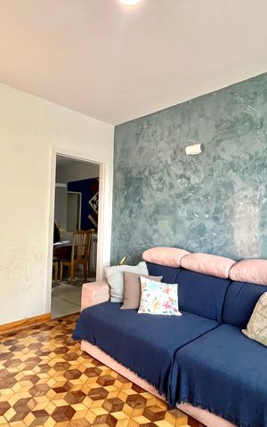 Casa à venda com 290m², 3 quartos e 4 vagas Casa à venda com 290m², 3 quartos e 4 vagasSala