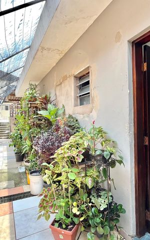 Casa à venda com 290m², 3 quartos e 4 vagas Casa à venda com 290m², 3 quartos e 4 vagasÁrea externa