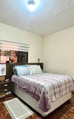 Casa à venda com 290m², 3 quartos e 4 vagas Casa à venda com 290m², 3 quartos e 4 vagasSuite