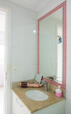 Apartamento à venda com 86m², 2 quartos e 2 vagas Apartamento à venda com 86m², 2 quartos e 2 vagasBanheiro do quarto 2