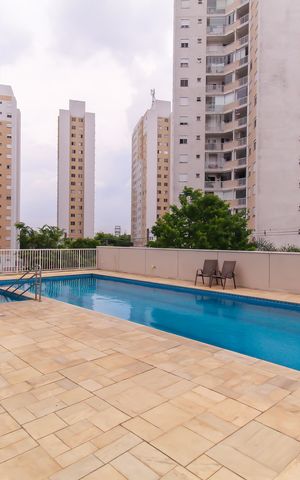 Apartamento à venda com 38m², 1 quarto e 1 vaga Apartamento à venda com 38m², 1 quarto e 1 vagaÁrea comum - Piscina