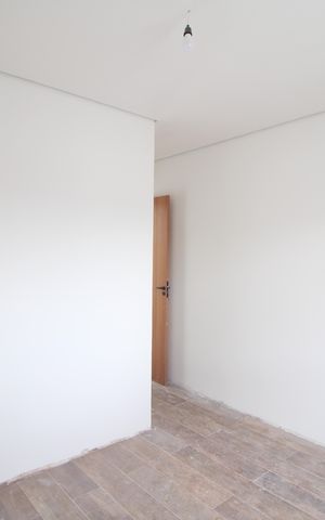 Casa à venda com 110m², 3 quartos e 2 vagasSuíte 1