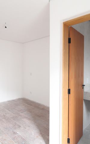 Casa à venda com 110m², 3 quartos e 2 vagasSuíte 2