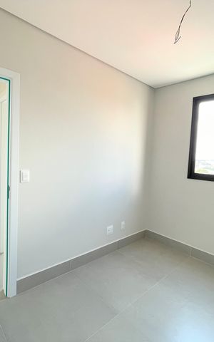 Apartamento à venda com 144m², 4 quartos e 2 vagasQuarto 2