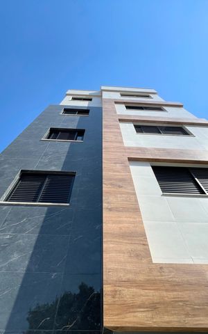 Apartamento à venda com 144m², 4 quartos e 2 vagasFachada