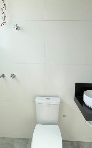 Apartamento à venda com 144m², 4 quartos e 2 vagasBanheiro suíte 2