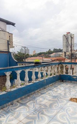 Casa à venda com 289m², 3 quartos e 2 vagas Casa à venda com 289m², 3 quartos e 2 vagasÁrea comum