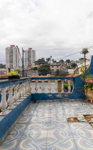 Casa à venda com 289m², 3 quartos e 2 vagas Casa à venda com 289m², 3 quartos e 2 vagasÁrea comum
