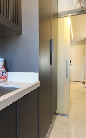 Apartamento à venda com 112m², 3 quartos e 2 vagas Apartamento à venda com 112m², 3 quartos e 2 vagasÁrea de Serviço