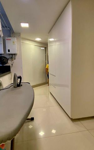 Apartamento à venda com 267m², 5 quartos e 2 vagasÁrea de Serviço