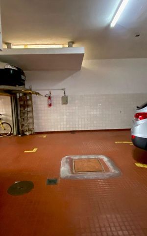 Apartamento à venda com 267m², 5 quartos e 2 vagasGARAGEM