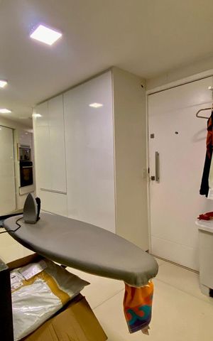 Apartamento à venda com 267m², 5 quartos e 2 vagasÁrea de Serviço