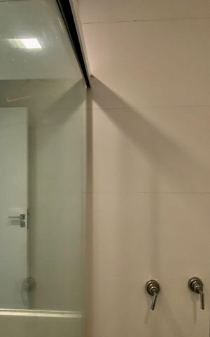 Apartamento à venda com 267m², 5 quartos e 2 vagasBANHEIRO