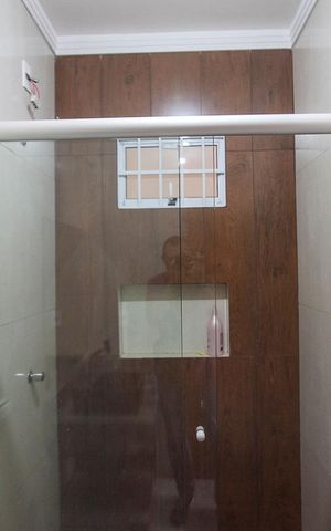 Casa para alugar com 350m², 3 quartos e 1 vaga Casa para alugar com 350m², 3 quartos e 1 vagaBanheiro da Suite