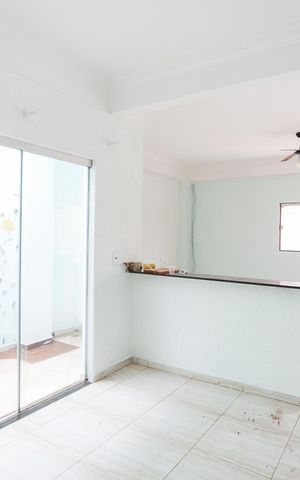 Casa para alugar com 350m², 3 quartos e 1 vaga Casa para alugar com 350m², 3 quartos e 1 vagaSala