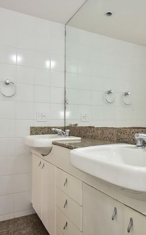 Apartamento à venda com 176m², 3 quartos e 3 vagasBanheiro da Suíte  3