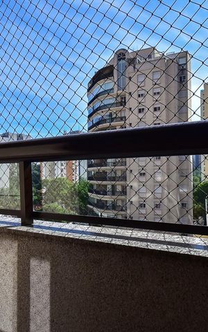 Apartamento à venda com 176m², 3 quartos e 3 vagasVaranda da Suíte  3