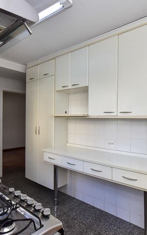 Apartamento à venda com 176m², 3 quartos e 3 vagasCozinha