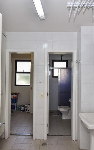 Apartamento à venda com 176m², 3 quartos e 3 vagasÁrea de Serviço 