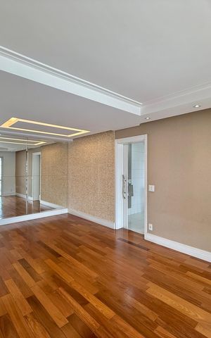 Apartamento para alugar com 160m², 4 quartos e 2 vagas Apartamento para alugar com 160m², 4 quartos e 2 vagasSala