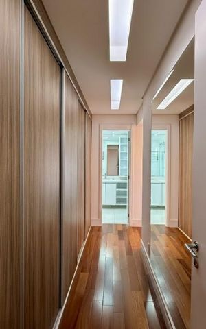 Apartamento para alugar com 160m², 4 quartos e 2 vagas Apartamento para alugar com 160m², 4 quartos e 2 vagasCloset Suite 1