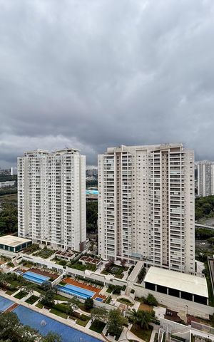 Apartamento para alugar com 160m², 4 quartos e 2 vagas Apartamento para alugar com 160m², 4 quartos e 2 vagasVista