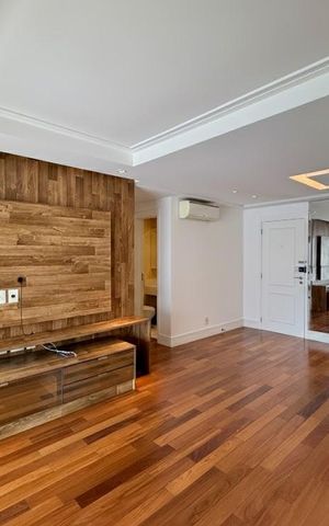 Apartamento para alugar com 160m², 4 quartos e 2 vagas Apartamento para alugar com 160m², 4 quartos e 2 vagasSala