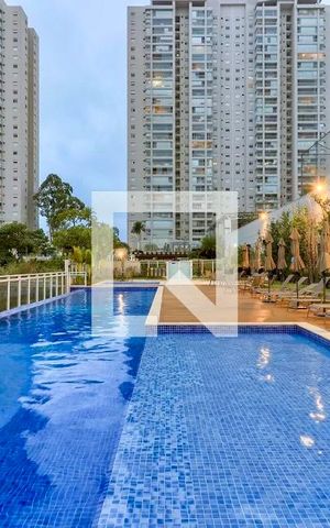 Apartamento para alugar com 160m², 4 quartos e 2 vagas Apartamento para alugar com 160m², 4 quartos e 2 vagasPiscina
