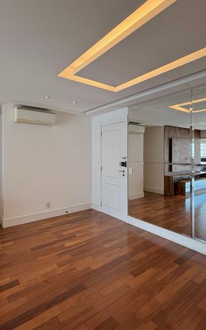 Apartamento para alugar com 160m², 4 quartos e 2 vagas Apartamento para alugar com 160m², 4 quartos e 2 vagasSala