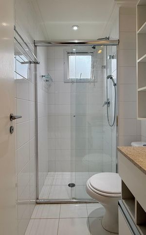 Apartamento para alugar com 160m², 4 quartos e 2 vagas Apartamento para alugar com 160m², 4 quartos e 2 vagasBanheiro Social