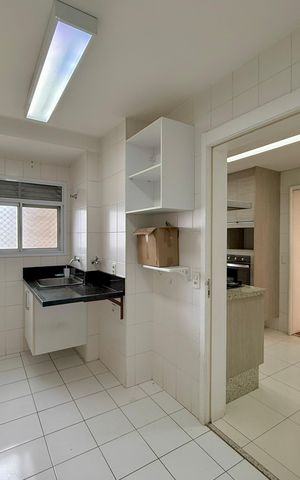 Apartamento para alugar com 160m², 4 quartos e 2 vagas Apartamento para alugar com 160m², 4 quartos e 2 vagasÁrea de Serviço